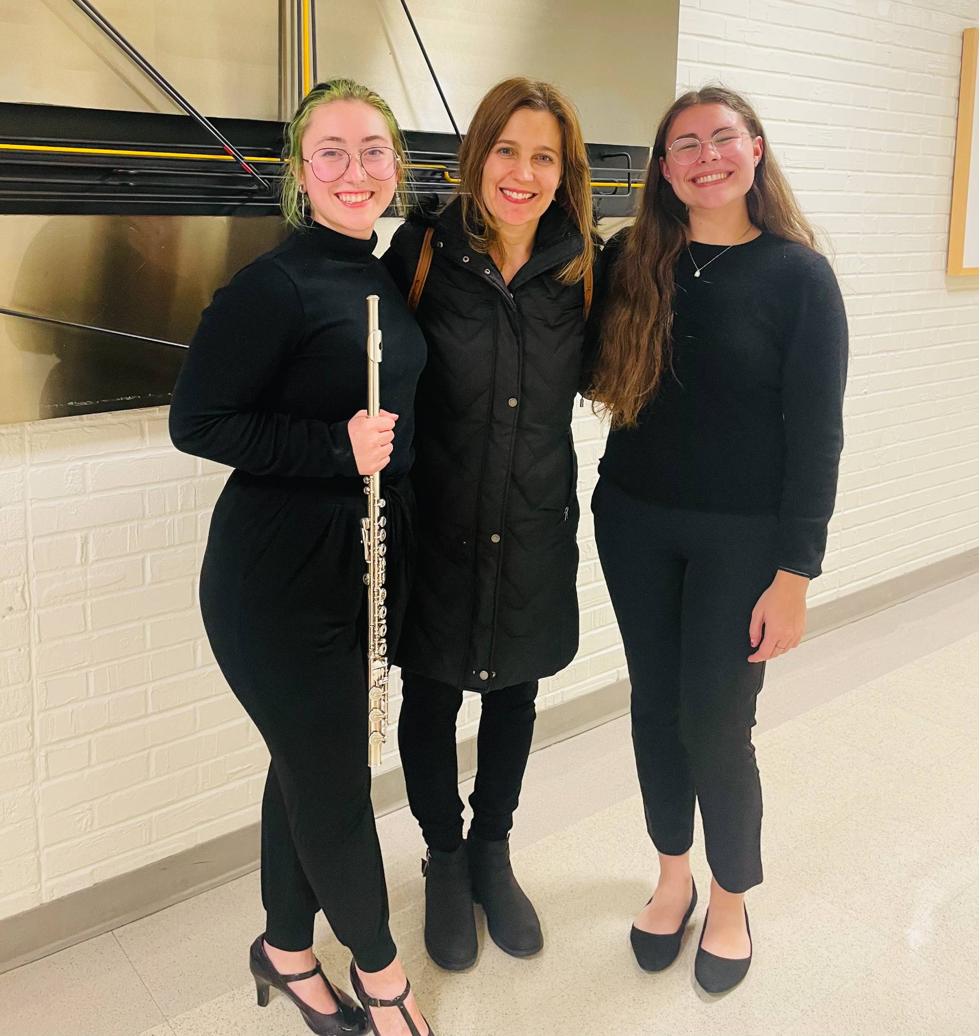 abigail walsh with two flute students